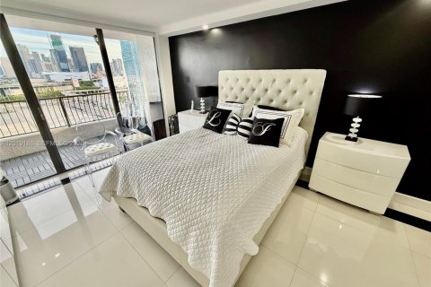 Condominio en venta en Miami, Florida, 1 dormitorio, 74.32 m2 № 2084987 - foto 22