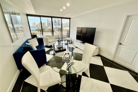 Condominio en venta en Miami, Florida, 1 dormitorio, 74.32 m2 № 2084987 - foto 15