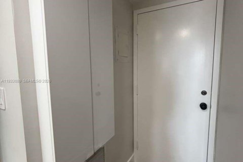 Купить кондоминиум в Санни-Айлс-Бич, Флорида 2 спальни, 102.66м2, № 2061013 - фото 18