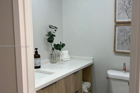 Купить кондоминиум в Санни-Айлс-Бич, Флорида 2 спальни, 102.66м2, № 2061013 - фото 23