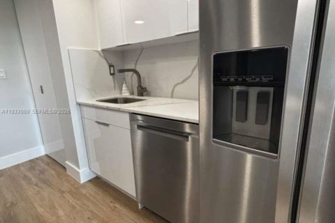 Купить кондоминиум в Санни-Айлс-Бич, Флорида 2 спальни, 102.66м2, № 2061013 - фото 21