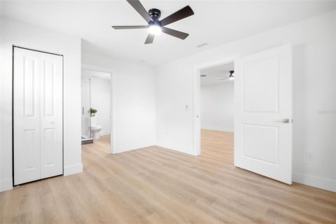 Casa en venta en Saint Petersburg, Florida, 3 dormitorios, 140 m2 № 2386337 - foto 25