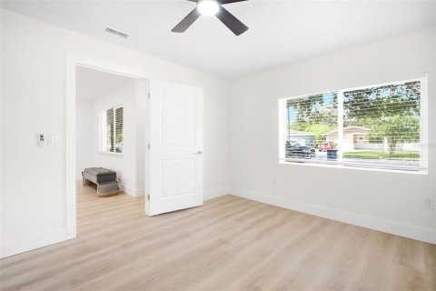Casa en venta en Saint Petersburg, Florida, 3 dormitorios, 140 m2 № 2386337 - foto 26