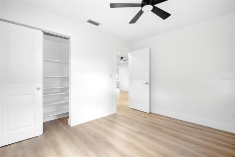 Casa en venta en Saint Petersburg, Florida, 3 dormitorios, 140 m2 № 2386337 - foto 20