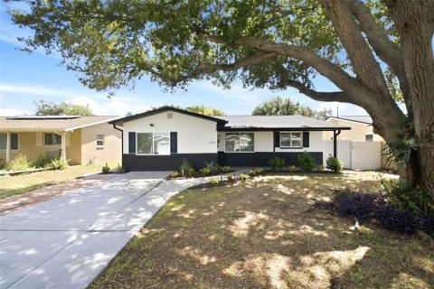 Casa en venta en Saint Petersburg, Florida, 3 dormitorios, 140 m2 № 2386337 - foto 6