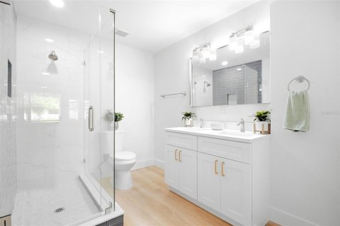 Casa en venta en Saint Petersburg, Florida, 3 dormitorios, 140 m2 № 2386337 - foto 28