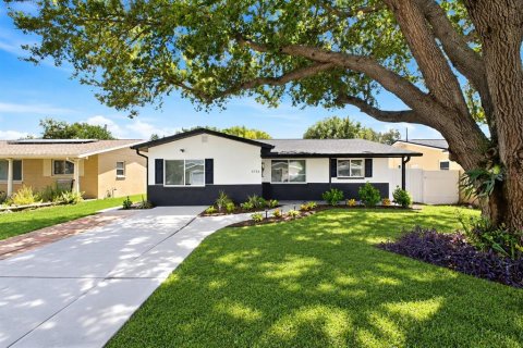 Casa en venta en Saint Petersburg, Florida, 3 dormitorios, 140 m2 № 2386337 - foto 5
