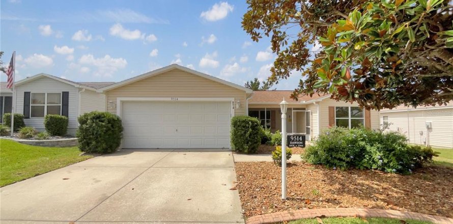 House in The Villages, Florida 3 bedrooms, 129.32 sq.m. № 1760302