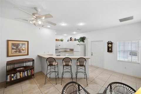 Casa en venta en Port Charlotte, Florida, 2 dormitorios, 110.55 m2 № 2388120 - foto 19
