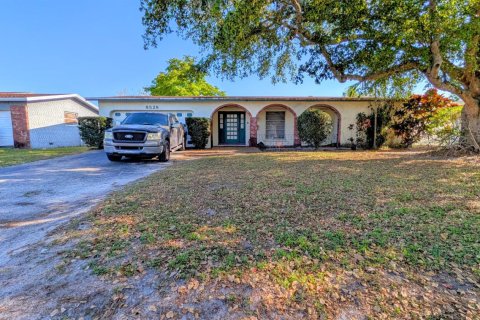 House in Miramar, Florida 4 bedrooms, 166.39 sq.m. № 2146195 - photo 2