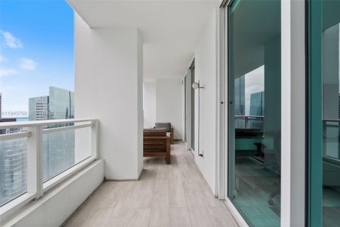 Condo in Miami, Florida, 1 bedroom  № 2001004 - photo 22