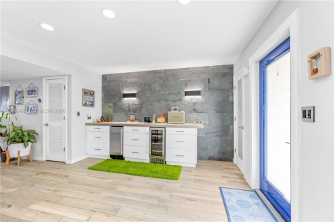 Снять в аренду таунхаус в Норт-Майами-Бич, Флорида 3 спальни, 152.36м2, № 2028006 - фото 9