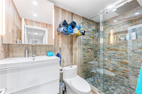 Снять в аренду таунхаус в Норт-Майами-Бич, Флорида 3 спальни, 152.36м2, № 2028006 - фото 26