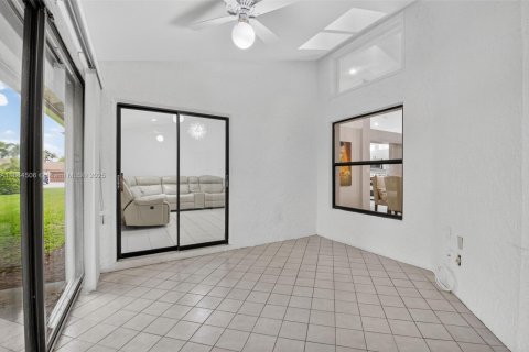 Casa en venta en Delray Beach, Florida, 2 dormitorios, 192.31 m2 № 1893179 - foto 22
