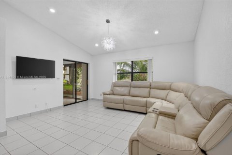 Casa en venta en Delray Beach, Florida, 2 dormitorios, 192.31 m2 № 1893179 - foto 19
