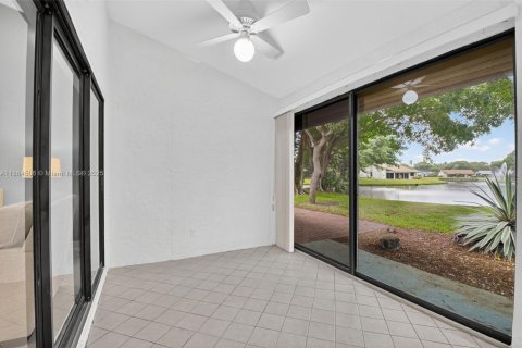 Casa en venta en Delray Beach, Florida, 2 dormitorios, 192.31 m2 № 1893179 - foto 21