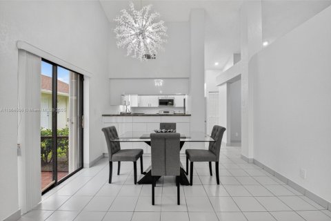Casa en venta en Delray Beach, Florida, 2 dormitorios, 192.31 m2 № 1893179 - foto 14