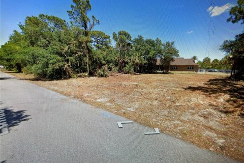 Land in Port Charlotte, Florida № 2108882 - photo 4