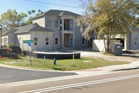 House in Riverview, Florida 5 bedrooms, 622.26 sq.m. № 2408747