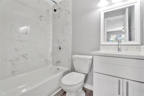 Apartamento en alquiler en Tampa, Florida, 3 habitaciones, 32.52 m2 № 1913895 - foto 9