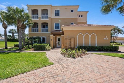 Condo in Palm Coast, Florida, 3 bedrooms  № 1865889 - photo 1