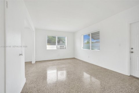 Apartamento en alquiler en Miami Beach, Florida, 1 dormitorio, 72.46 m2 № 2085839 - foto 14