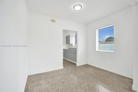 Apartamento en alquiler en Miami Beach, Florida, 1 dormitorio, 72.46 m2 № 2085839 - foto 18