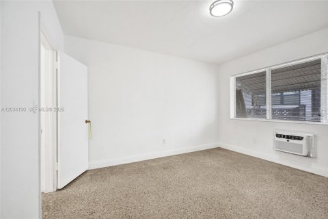 Apartamento en alquiler en Miami Beach, Florida, 1 dormitorio, 72.46 m2 № 2085839 - foto 25