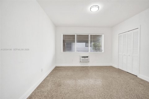 Apartamento en alquiler en Miami Beach, Florida, 1 dormitorio, 72.46 m2 № 2085839 - foto 11