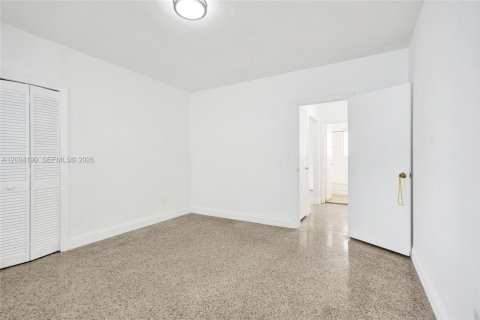 Apartamento en alquiler en Miami Beach, Florida, 1 dormitorio, 72.46 m2 № 2085839 - foto 28