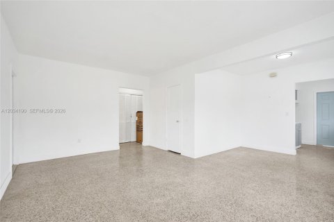 Apartamento en alquiler en Miami Beach, Florida, 1 dormitorio, 72.46 m2 № 2085839 - foto 15