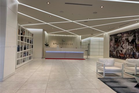 Condo in Miami, Florida, 1 bedroom  № 2070042 - photo 20