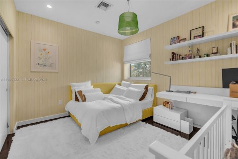 Villa ou maison à vendre à Miami, Floride: 6 chambres, 391.3 m2 № 2059176 - photo 19