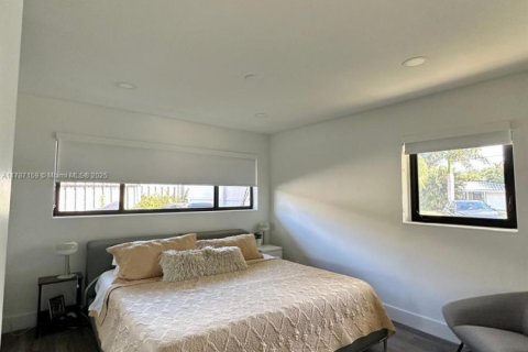 Купить виллу или дом в Лайтхаус-Пойнт, Флорида 3 спальни, 138.24м2, № 1958841 - фото 24