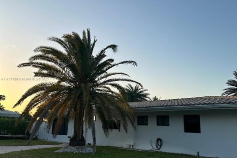 Купить виллу или дом в Лайтхаус-Пойнт, Флорида 3 спальни, 138.24м2, № 1958841 - фото 2