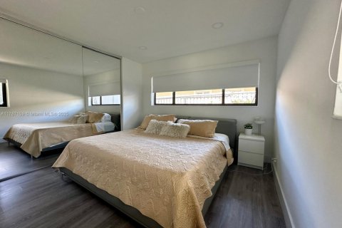 Купить виллу или дом в Лайтхаус-Пойнт, Флорида 3 спальни, 138.24м2, № 1958841 - фото 23