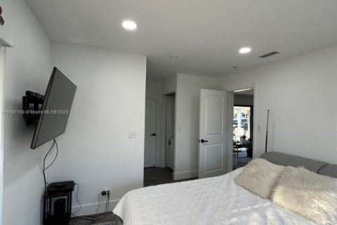 Купить виллу или дом в Лайтхаус-Пойнт, Флорида 3 спальни, 138.24м2, № 1958841 - фото 22