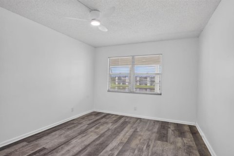 Copropriété à vendre à Boca Raton, Floride: 2 chambres, 81.75 m2 № 2254404 - photo 13