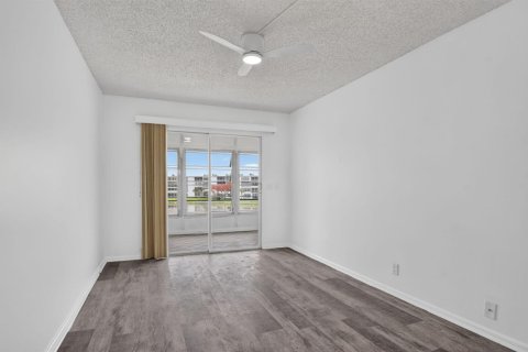 Copropriété à vendre à Boca Raton, Floride: 2 chambres, 81.75 m2 № 2254404 - photo 18