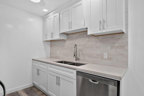 Copropriété à vendre à Boca Raton, Floride: 2 chambres, 81.75 m2 № 2254404 - photo 4