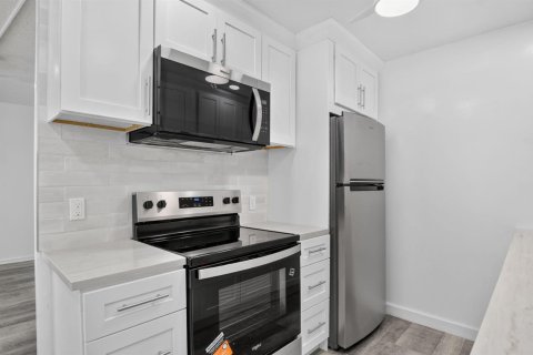 Copropriété à vendre à Boca Raton, Floride: 2 chambres, 81.75 m2 № 2254404 - photo 5