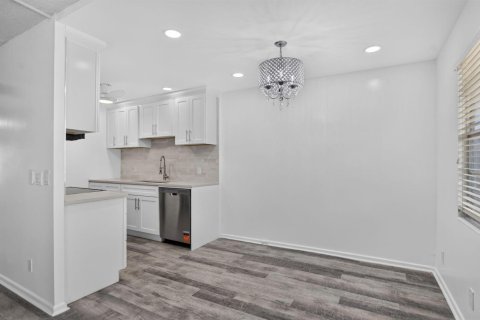 Copropriété à vendre à Boca Raton, Floride: 2 chambres, 81.75 m2 № 2254404 - photo 6