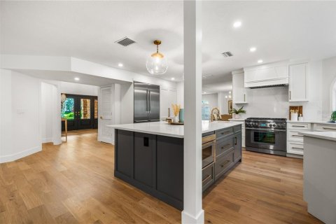 Casa en venta en Belleair, Florida, 5 dormitorios, 337.61 m2 № 1673494 - foto 26