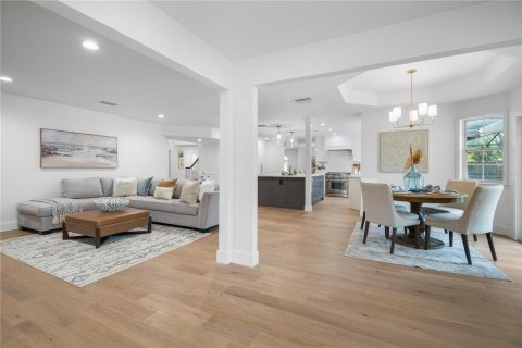 Casa en venta en Belleair, Florida, 5 dormitorios, 337.61 m2 № 1673494 - foto 19