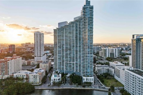 Copropriété à vendre à Miami, Floride: 2 chambres, 147.53 m2 № 1973581 - photo 26