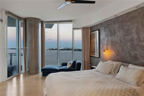 Copropriété à vendre à Miami, Floride: 2 chambres, 147.53 m2 № 1973581 - photo 13