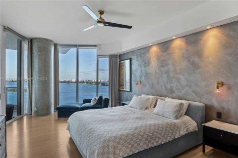 Copropriété à vendre à Miami, Floride: 2 chambres, 147.53 m2 № 1973581 - photo 11