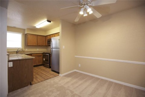Condo in Winter Park, Florida, 2 bedrooms  № 2394394 - photo 6