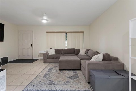 Duplex à vendre à Winter Park, Floride: 2 chambres, 100.89 m2 № 2151609 - photo 12