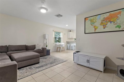 Duplex à vendre à Winter Park, Floride: 2 chambres, 100.89 m2 № 2151609 - photo 11